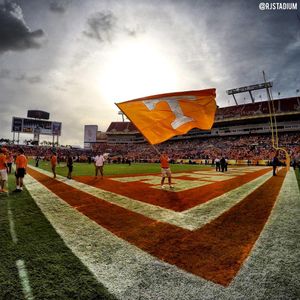Image post by @rjstadium on Instagram