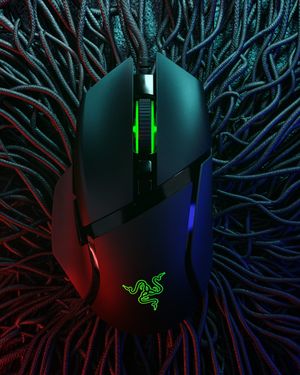 Image post by @razer on Instagram
