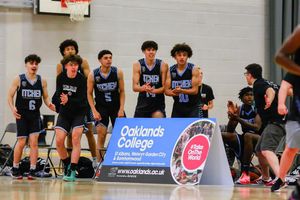 Image post by @itchenbball on Instagram