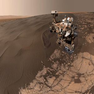 Image post by @nasaartemis on Instagram