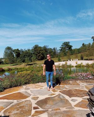 Image post by @jessicatatianalong on Instagram