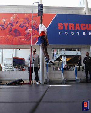 Image post by @CuseFootball on Twitter