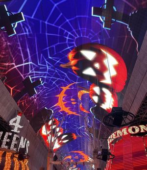 Image post by @fremontstreet on Instagram