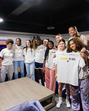 Image post by @calwbball on Instagram