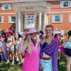 Image post by @mizzoutheta on Instagram