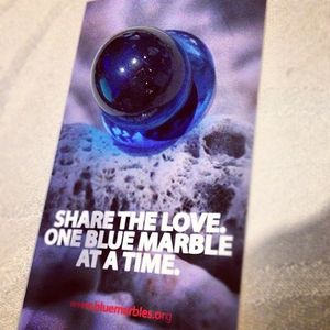 Image post by @oi_glass on Instagram