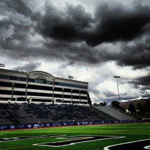 Image post by @wolfpacktrack on Instagram
