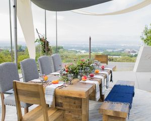 Image post by @luxcateringandevents on Instagram