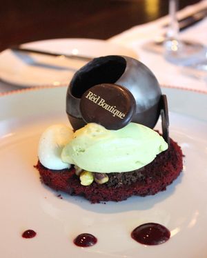 Image post by @hotelmadero on Instagram