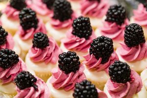Image post by @luxcateringandevents on Instagram