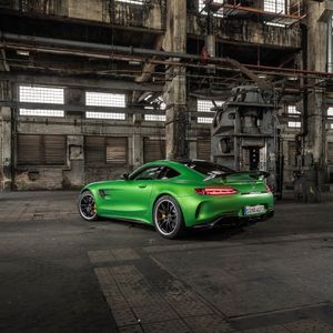 Image post by @mercedesamg on Instagram