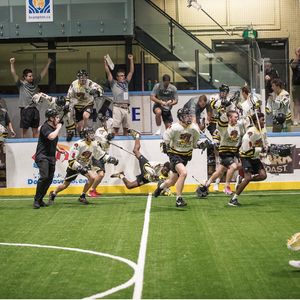 Image post by @washeduplaxbros on Instagram
