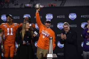 Image post by @ClemsonPrez on Twitter