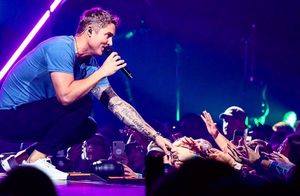 Image post by @brettyoungmusic on Instagram