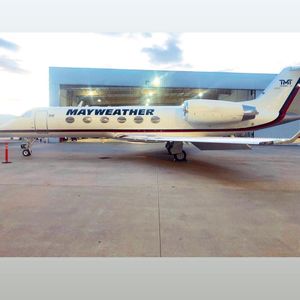 Image post by @floydmayweather on Instagram