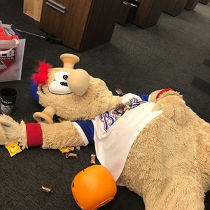 Image post by @blooperbraves on Instagram