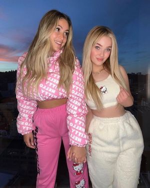 Image post by @shein_us on Instagram