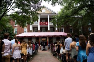 Image post by @elonuniversity on Instagram