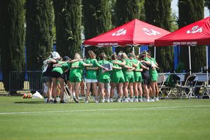 Image post by @oregonwlax on Instagram