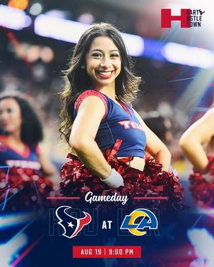 Image post by @texanscheerleaders on Instagram