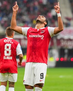 Image post by @azalkmaar on Instagram
