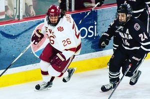 Image post by @du_hockey on Instagram
