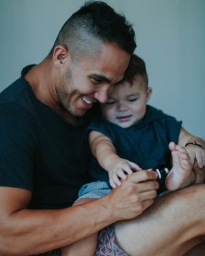 Image post by @therealcarlospena on Instagram