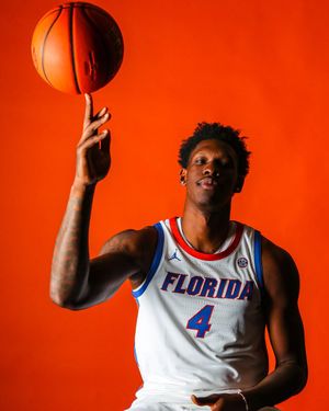 Image post by @GatorsMBK on Twitter