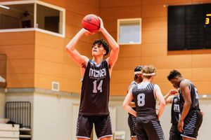 Image post by @itchenbball on Instagram