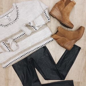 Image post by @shopoutoftown on Instagram