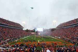 Image post by @ClemsonUniv on Twitter