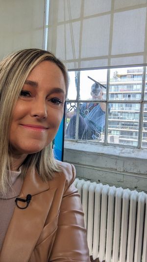 Image post by @ambermac on Twitter