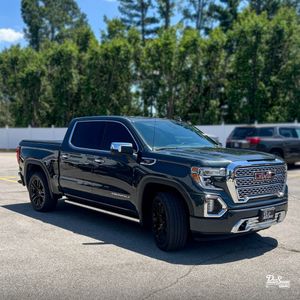 Image post by @davesinclairbuickgmc on Instagram