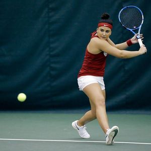 Image post by @ou_wtennis on Instagram