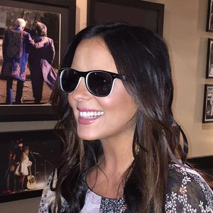 Image post by @cma on Instagram