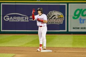 Image post by @greatlakesloons on Instagram