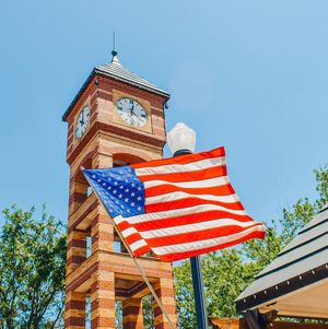 Image post by @visitoverlandpark on Instagram