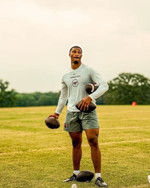 Image post by @kyrondrones on Instagram