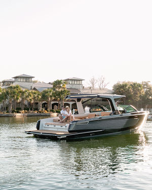 Image post by @aviaraboats on Instagram