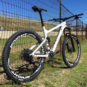 Image post by @bikerumor on Instagram