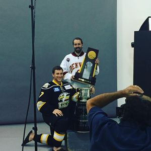 Image post by @du_hockey on Instagram