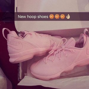 Image post by @whit3_iverson on Instagram