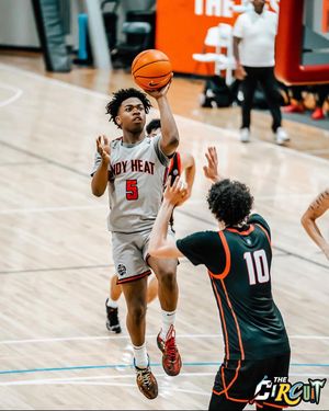 Image post by @khoit21 on Instagram