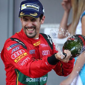 Image post by @lucasdigrassi on Instagram