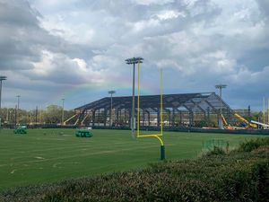 Image post by @usfathletics on Instagram