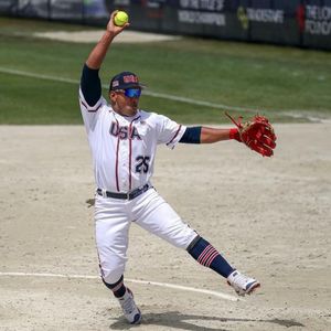 Image post by @USASoftball on Twitter