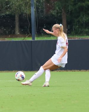 Image post by @elonwsoccer on Instagram
