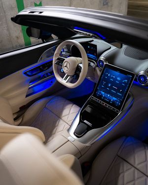 Image post by @MercedesBenzUSA on Twitter
