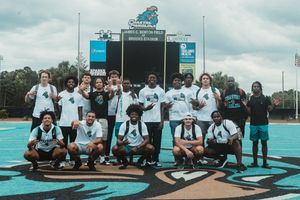Image post by @coastalfootball on Twitter