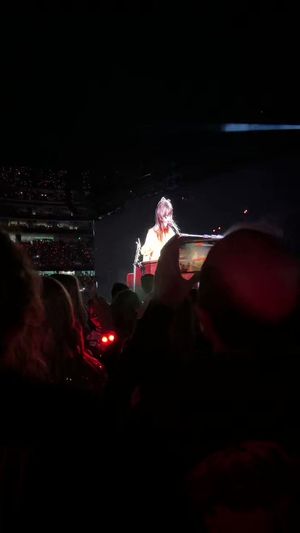 Video post by @katrinakagan on Twitter